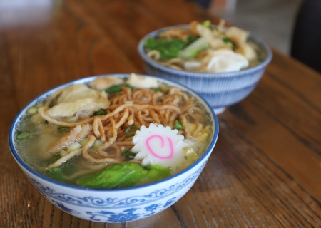 醇涎坊鍋燒意麵